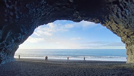 冰島雷克雅未克-迪霍拉里半島-維克【中文專車-悅享旅途】