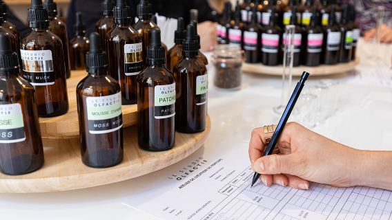 ศูนย์กลางเมืองบอร์โดซ์: เวิร์กช็อปการสร้างสรรค์น้ำหอม 2 ชั่วโมง 30 นาที