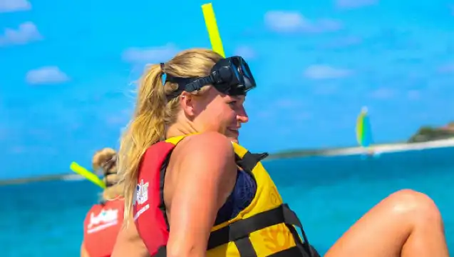 Cancun: Jungle Tour Adventure with Speedboat and Snorkeling.