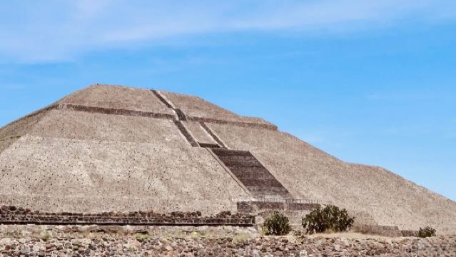 墨西哥墨西哥城來回特奧蒂瓦坎遺址-太陽金字塔-包車一日遊