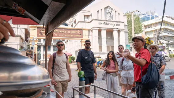 Featured tour with 2 reviews: Bangkok: Street Food Adventure & Talad Noi Hidden Gems