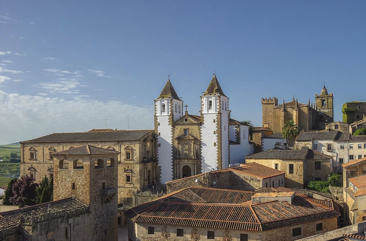 Cáceres: Recorrido a pie por lo más destacado, historia y barrio judío