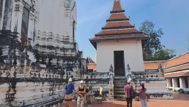 大城府的色彩：聯合國教科文組織遺產 6 小時自行車之旅