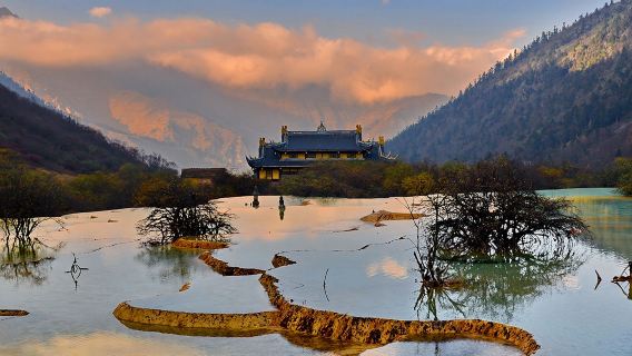 [Туризм в Китае] Входной билет в достопримечательность Хуанлун в провинции Сычуань + подъем на канатной дороге (молодежный билет 7-18 лет)