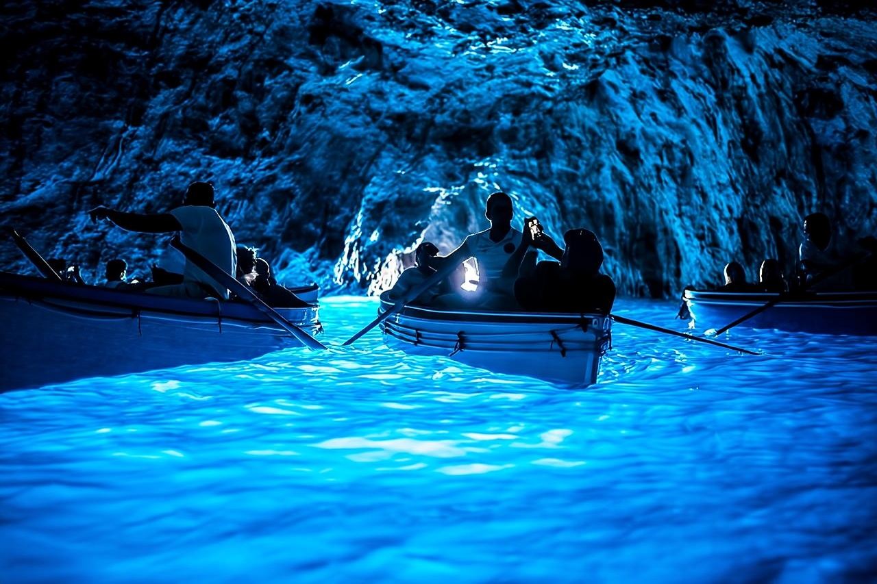Tour in barca a Capri con visita facoltativa alla Grotta Azzurra da Sorrento