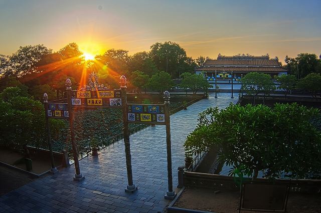 Excursion de groupe : Visite de la ville impériale de Hué depuis Da Nang - Journée complète