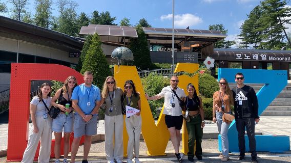 Kleingruppentour zur DMZ und zur Hängebrücke mit Hotelabholung