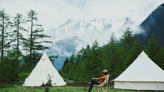 麗江來回哈巴黑海湖+虎跳峽2-8人精品小團環線陡步【梵塵德拉野奢營地體驗雪山下午茶小火鍋晚餐AD】