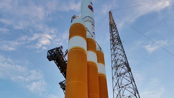 Небольшая группа: однодневный тур в Космический центр Кеннеди из Орландо