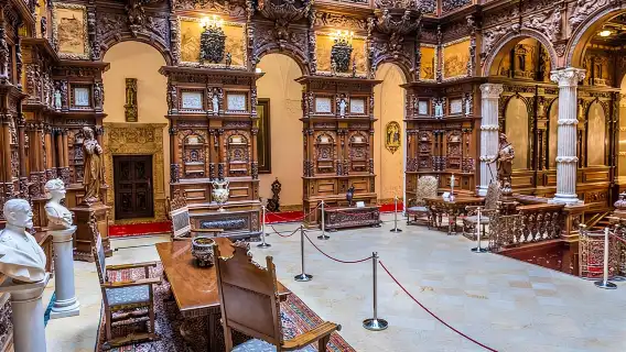 Small-Group Day Trip to Dracula's Castle, Brasov and Peles Castle