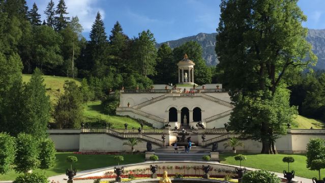 德國慕尼黑新天鵝堡+阿爾卑斯湖一日遊【專車接駁-行程可調】