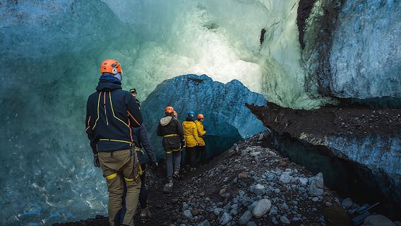 Vatnajökull ice cave tour with a glacier hike