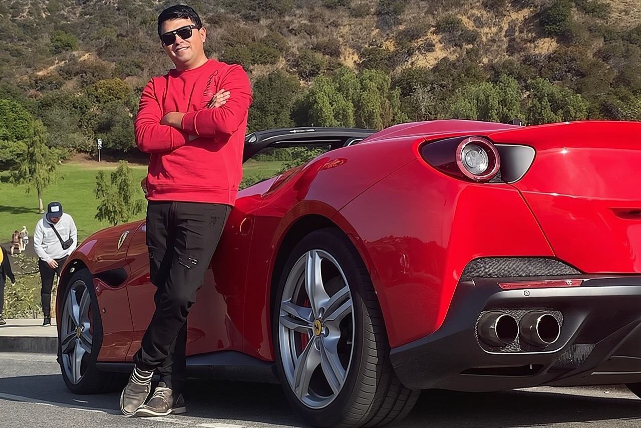 20-Minute Tour: Hollywood Blvd to Sunset Blvd in a Ferrari