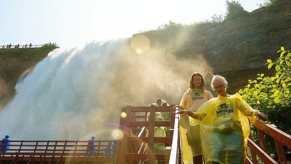 Best of Niagara Falls USA: Cave of the Winds & Maid of the Mist