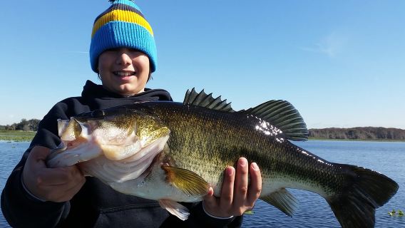Guida alla pesca del black bass a Orlando vicino a iDrive