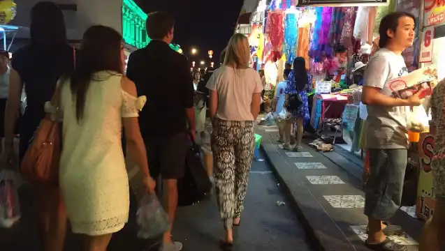 普吉島夜市美食健行之旅