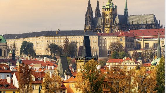 捷克布拉格地標巡禮|城堡×跳舞的房子×列儂牆&精選行程包車遊