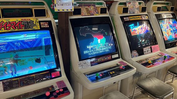 Aventura en Tokio, Akihabara para los amantes del anime nostálgico y los videojuegos retro