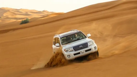 Doha: Safari Gurun, Naik Unta, Menjelajahi Bukit Pasir, dan Bersepeda Quad