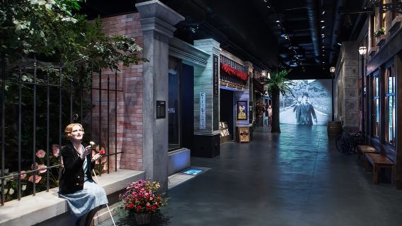 Genf: Montreux, Chaplin's World, Schloss Chillon & Aperitif