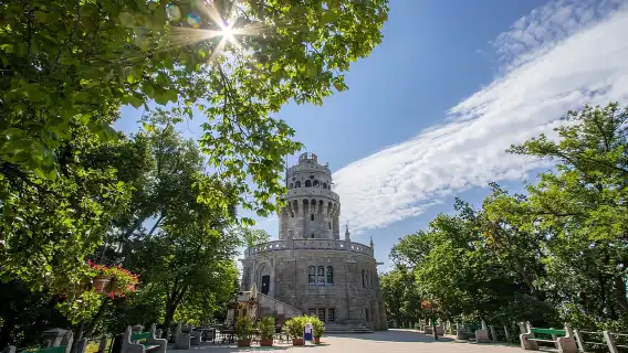 Budapest: Elisabeth Lookout Tower Chairlift Ticket and Tour