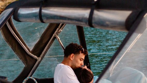 Chuyến tham quan bằng thuyền buồm và du thuyền trong ngày 2 giờ tại Lisbon kèm đồ uống