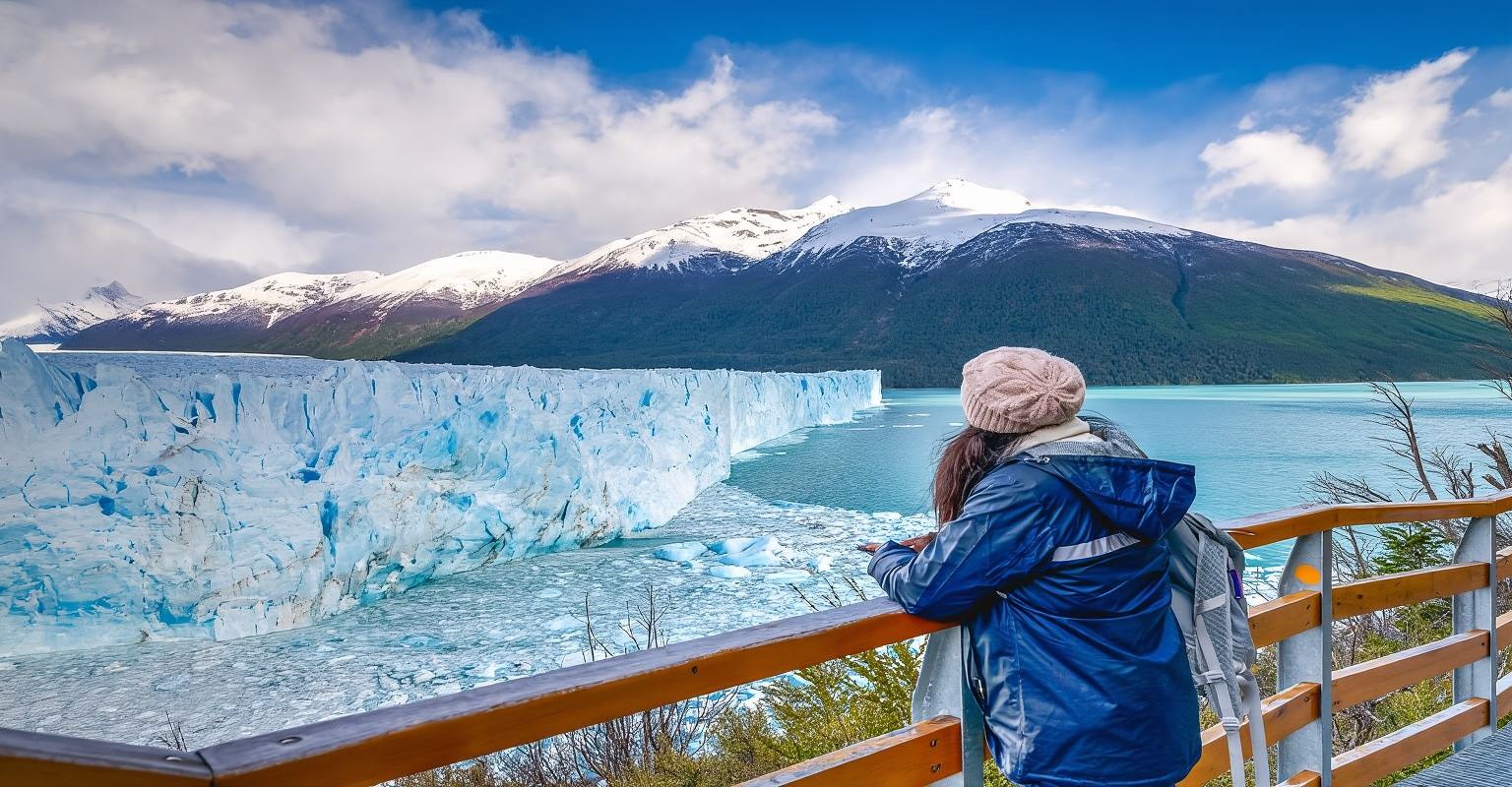 1-day tour to Moreno Glacier trail walk with optional cruise from El Calafate, Argentina