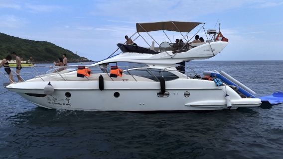 【海口遊艇租賃】華彩海口灣·海創一號｜45呎意式進口遊艇，海釣與臥眠皆享愜意