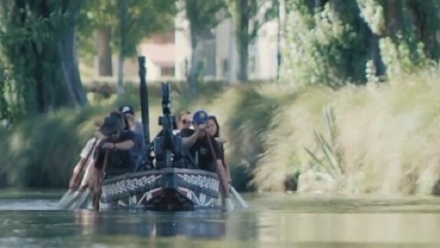 Esperienza culturale Maori in canoa sul fiume Avon a Christchurch, Isola del Sud, Nuova Zelanda [Esperienza culturale Maori | Esperienza in canoa]