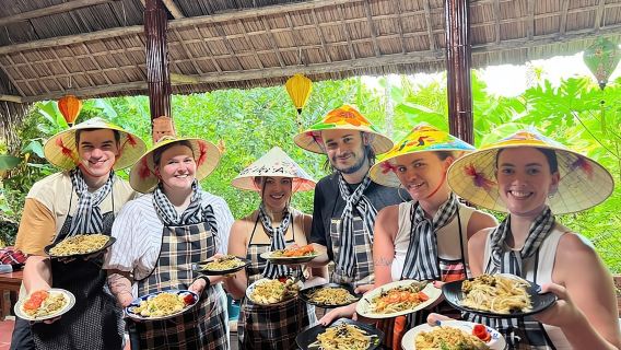 Hoi An Cooking Class(Market,BasketBoat Crabfishing&Cooking Class)