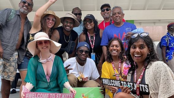 St.Kitts ชมเบื้องหลังทัวร์ท้องถิ่นของ St.Kitts