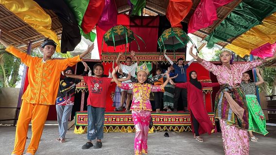 Private Tour Kampung Gipsi Sabah Cultural Village Kota Kinabalu