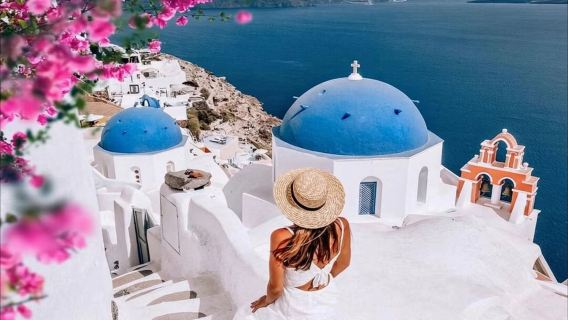 希臘費拉小鎮+伊亞+桑託林島一日遊丨聖托里尼藍頂教堂