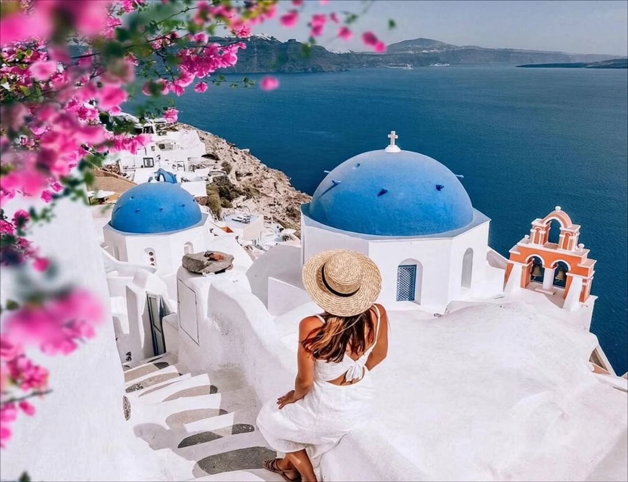希臘費拉小鎮+伊亞小鎮+桑託林島一日遊丨聖托里尼藍頂教堂
