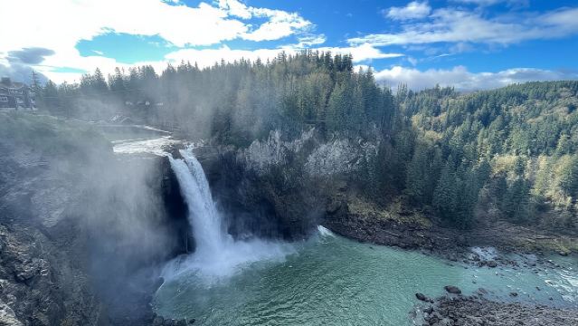 Snoqualmie Falls and Wineries Tour from Seattle