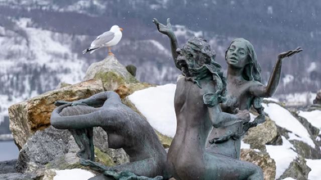 Lawatan sehari Oslo pergi-balik: Kampung Krismas + Fjord Oslo + Istana Akershus