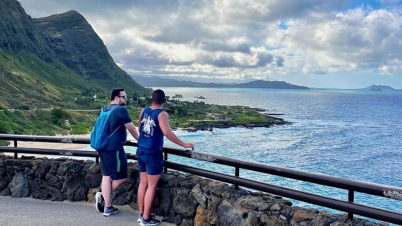Tur Kelompok Kecil ke Pemandangan Indah Honolulu dengan Matahari Terbenam