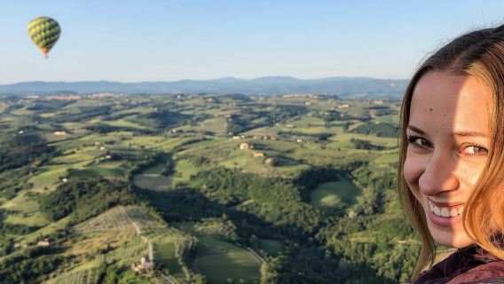 Siena: Balloon Flight Over Tuscany with a Glass of Wine
