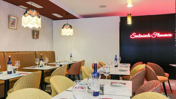 มาลากา: การแสดงและอาหารที่ Alegría Flamenco and Restaurant