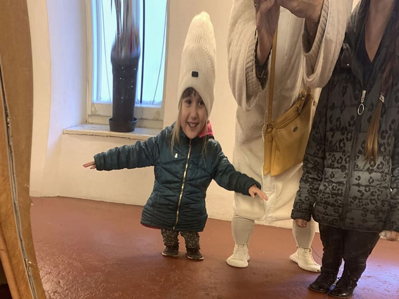 Mirror Maze and Hall of Laughter- Crooked Mirrors