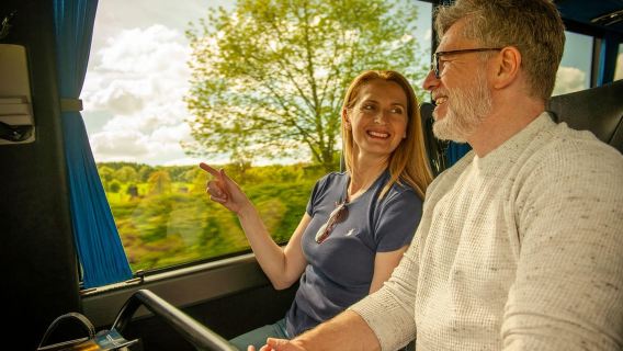 Ab Bath: Kleingruppentour nach Salisbury und zur Jurassic Coast