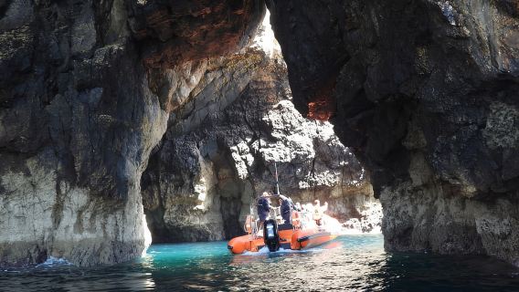 Arrábida - Sesimbra: Boat Tour Mysteries of Cape Espichel