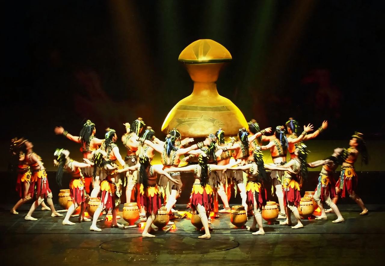 [Xi'an] Tiket Pertunjukan "Xi'an Eternal Romance" (Perjalanan Melintasi Masa Lalu dan Kini + Pengalaman 3D Tanpa Kacamata Imersif + Drama Pengalaman Pemandangan Nyata + Pertunjukan Tari Besar-besaran)