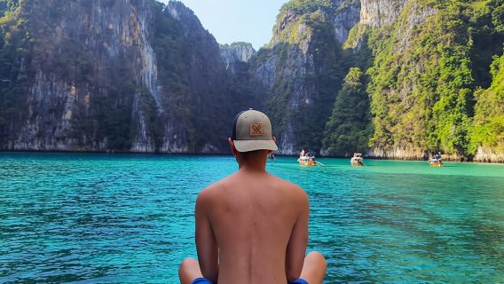 Private Speedboat Tour from Phi Phi to Maya Bay with Lunch
