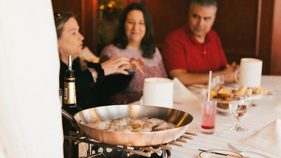 Visite gastronomique en soirée avec dîner 5 services – Histoire et gastronomie du Vieux-Québec