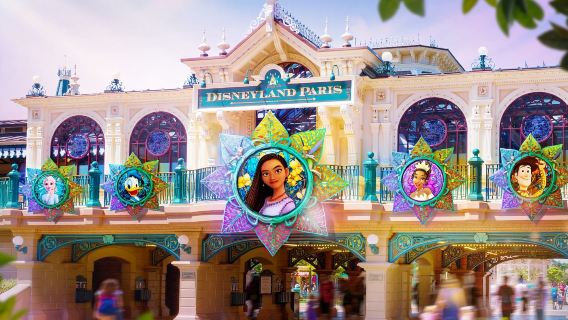 巴黎各火車站或迪士尼樂園或戴高樂或奧利機場【接送包車】