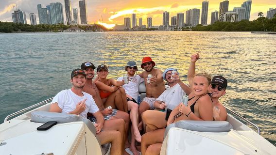 Crucero y tour privado en barco por Miami con capitán