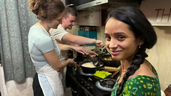 Jaipur: Kelas Memasak Interaktif dengan Keluarga Lokal