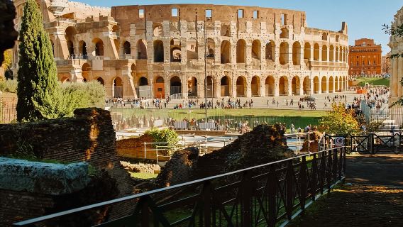 Roma: Introduzione al Colosseo e tour della città antica