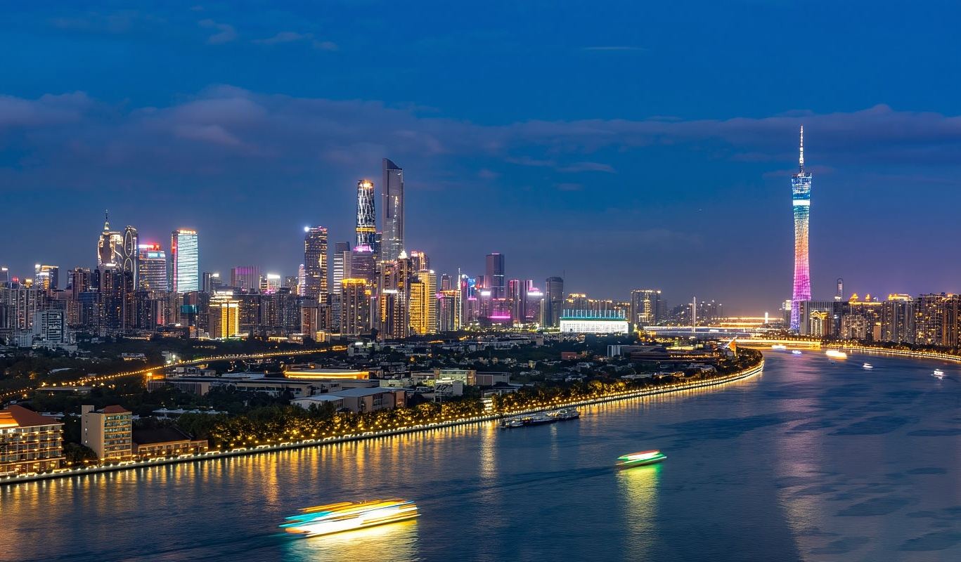 [Guangzhou] Pearl River Night Cruise + Standard Cruise Meal + Experience the Modern Urban Style
